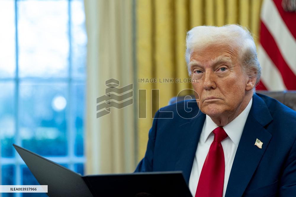 President Donald Trump Signs Two Executive Orders After Reagan Airport Crash