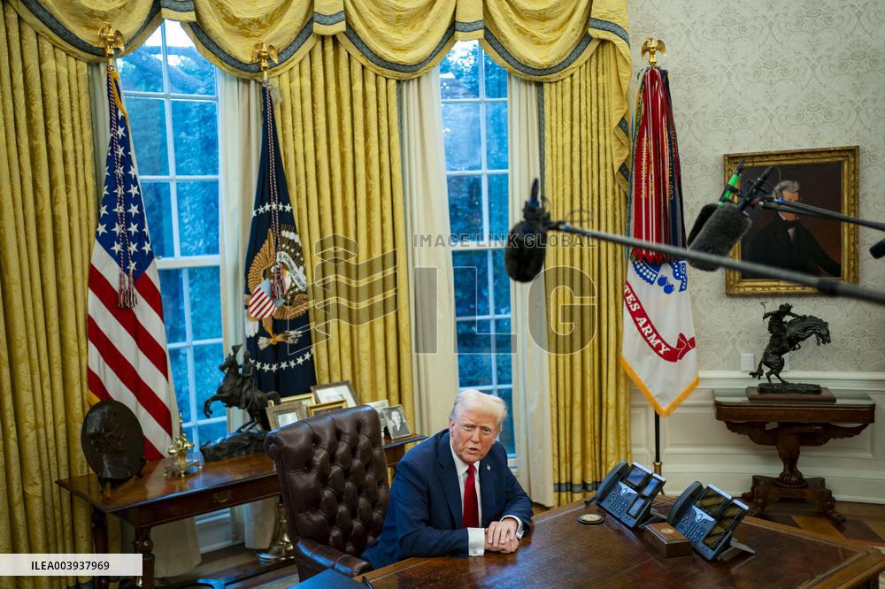 President Donald Trump Signs Two Executive Orders After Reagan Airport Crash