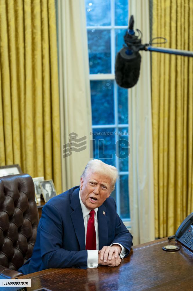 President Donald Trump Signs Two Executive Orders After Reagan Airport Crash