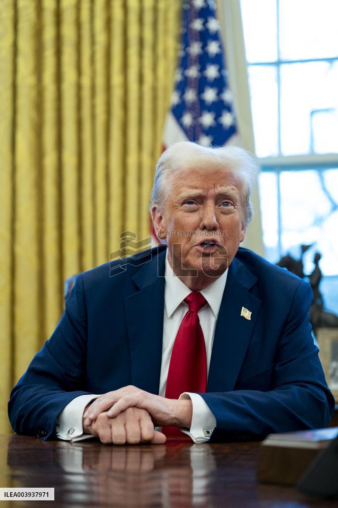 President Donald Trump Signs Two Executive Orders After Reagan Airport Crash