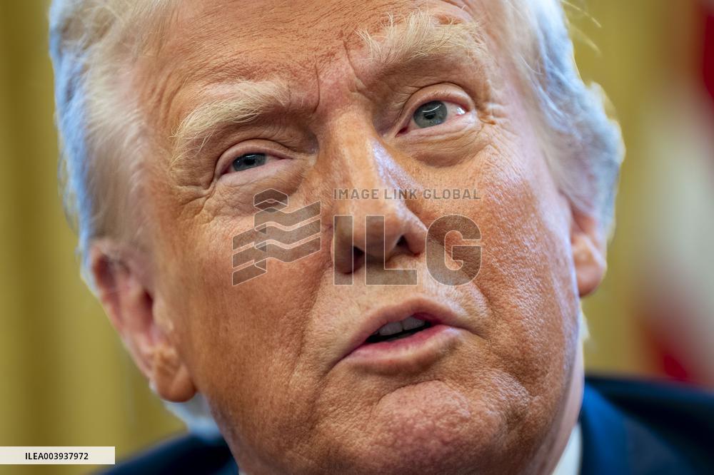 President Donald Trump Signs Two Executive Orders After Reagan Airport Crash