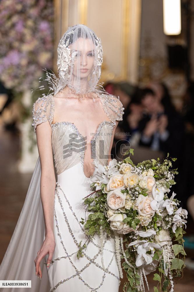 PFW Miss Sohee Runway NB