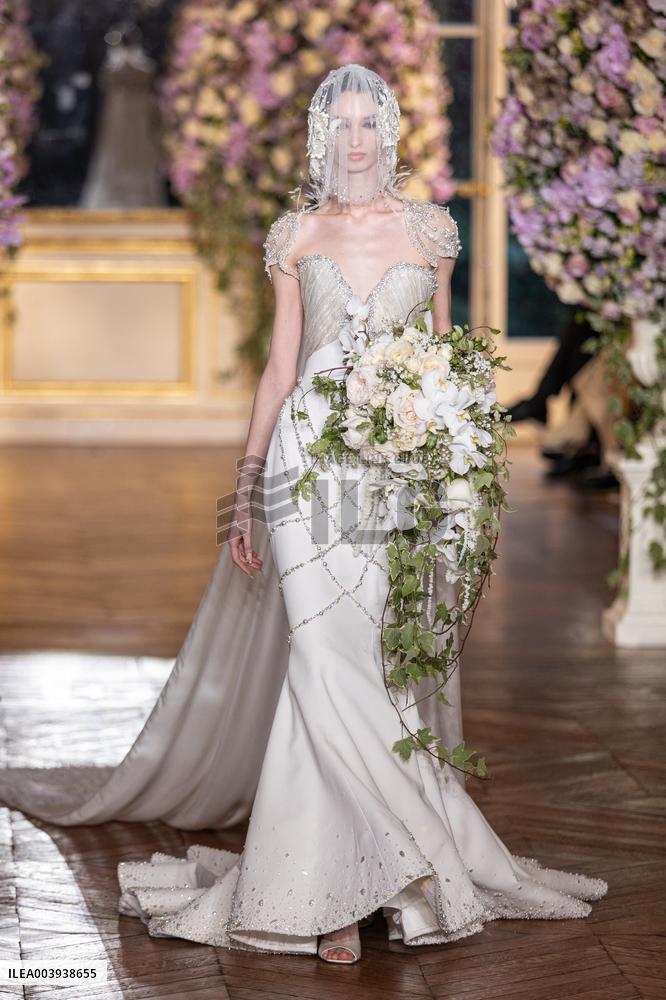 PFW Miss Sohee Runway NB