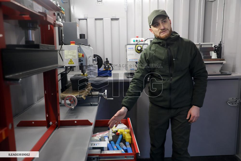 Mobile repair shops for military equipment presented in Kyiv