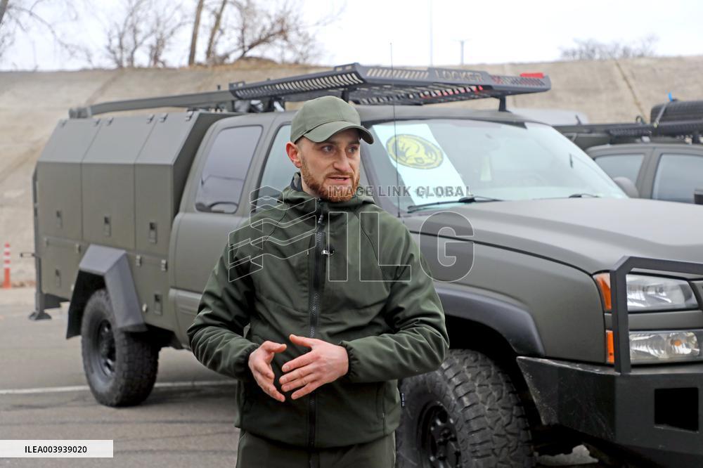 Mobile repair shops for military equipment presented in Kyiv
