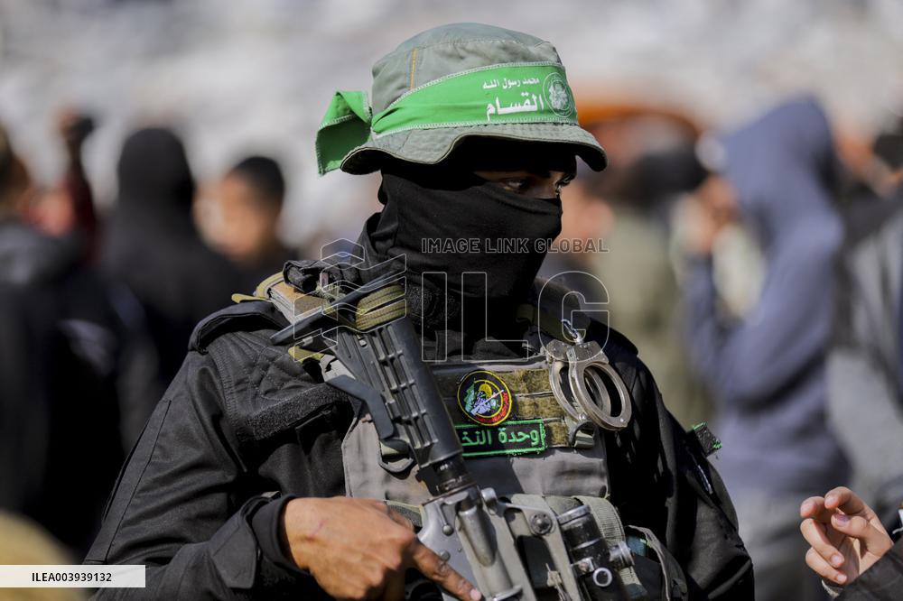 Hamas Releases Israeli Hostage in Gaza