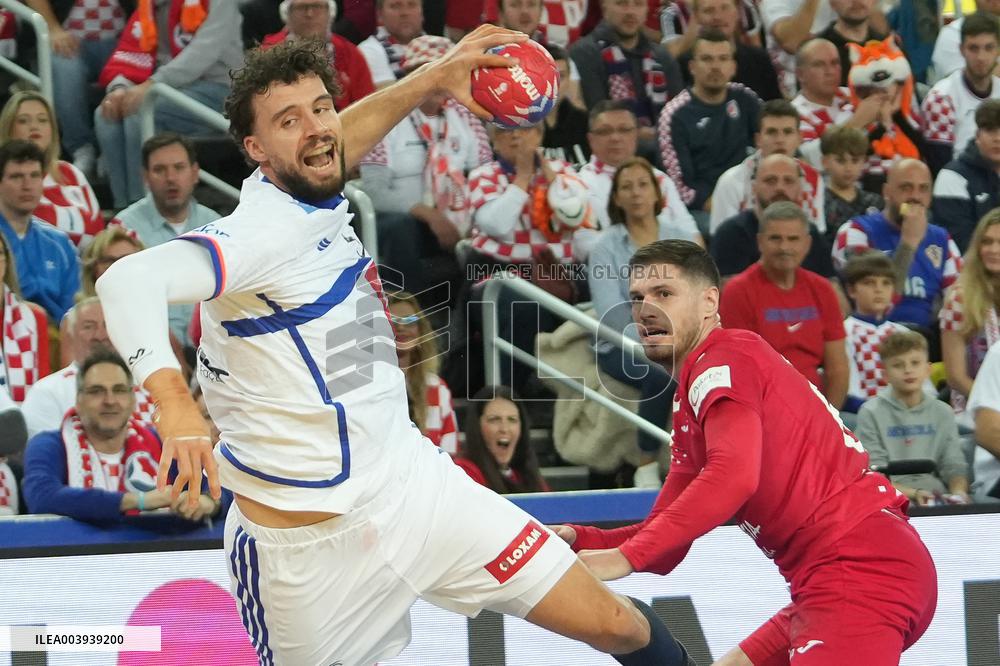 IHF Men's World Championship - France v Croatia