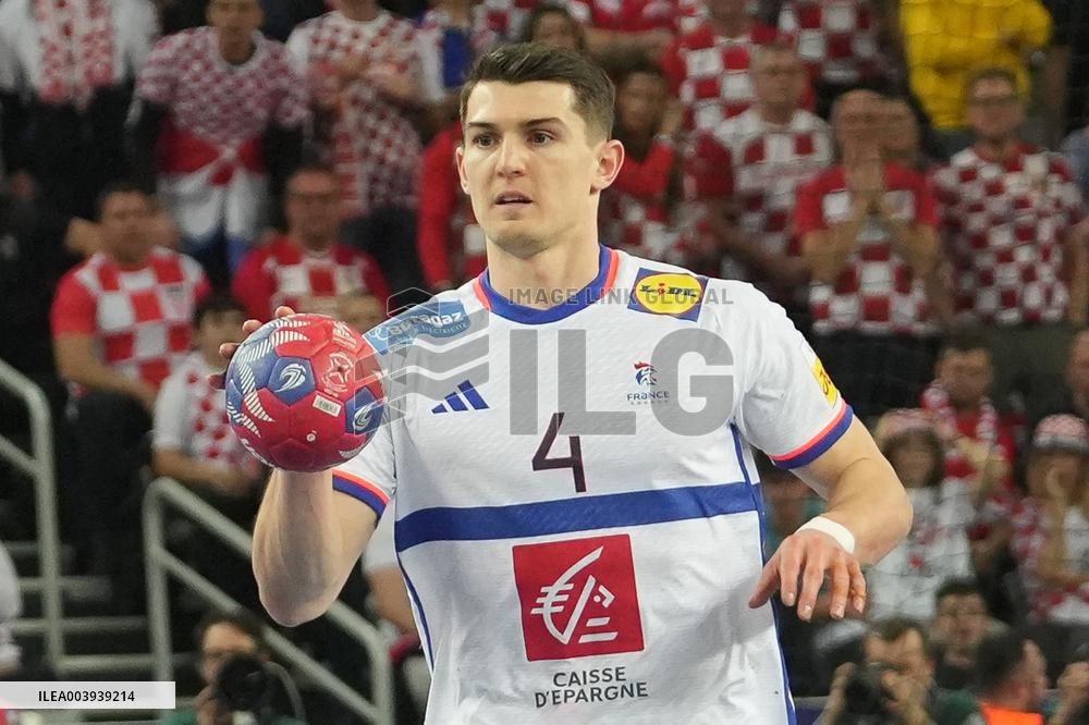 IHF Men's World Championship - France v Croatia