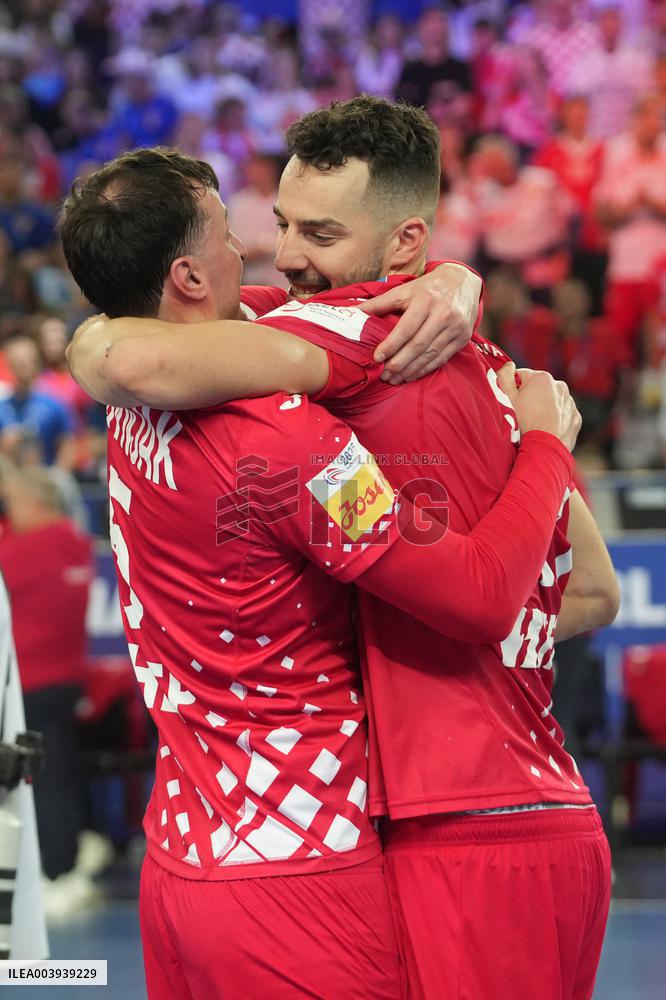 IHF Men's World Championship - France v Croatia