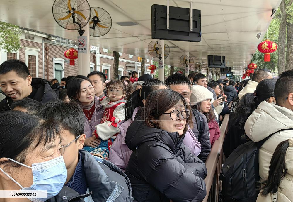 Spring Festival Holiday Tour in Changsha