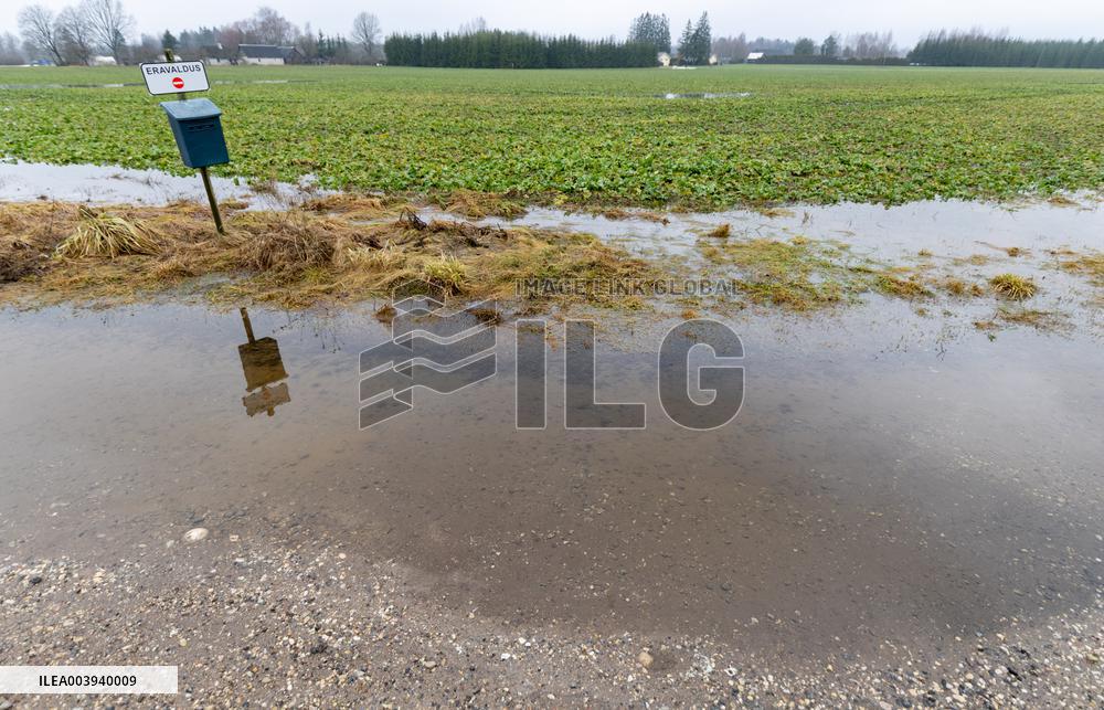Unusual flood in winter