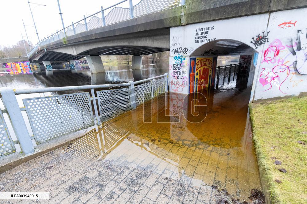 Unusual flood in winter
