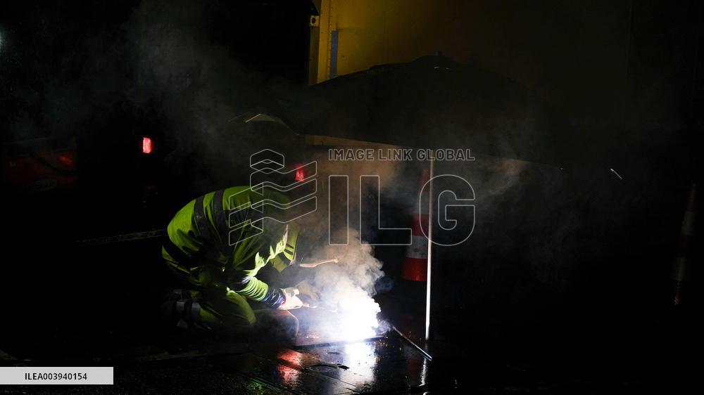 Late-Night Tramway Repairs In Historical Center - Gent