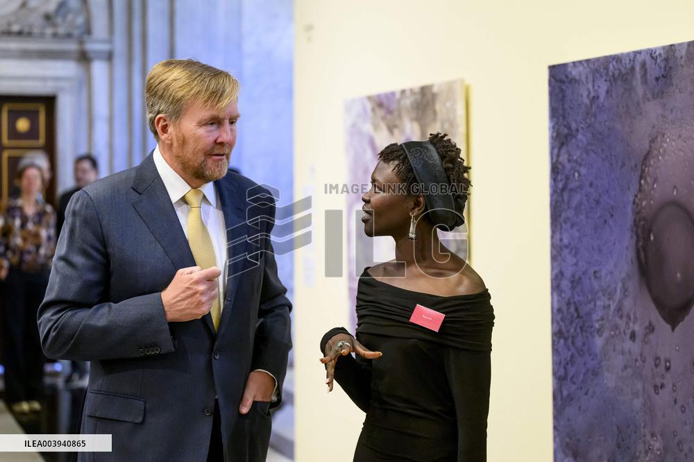 King Willem Alexander Presents Royal Award For Free Painting 2025 - Amsterdam