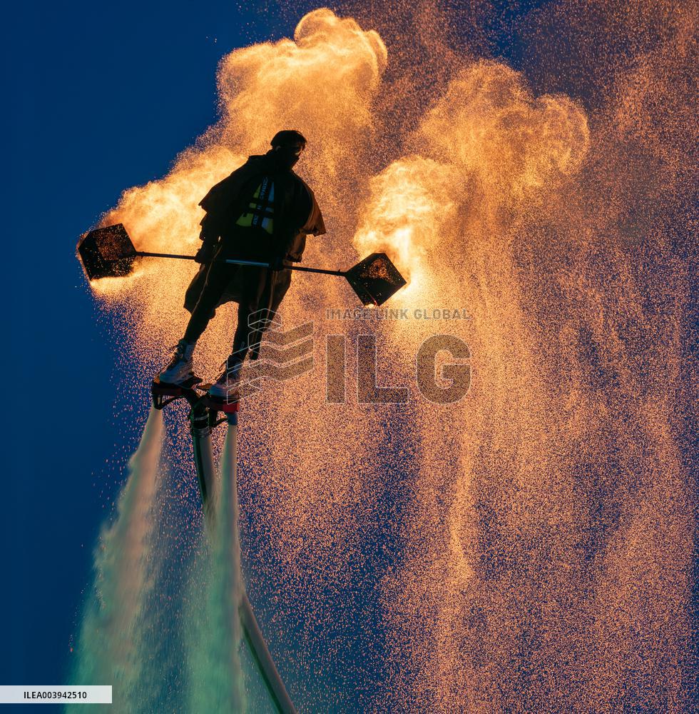 Water Flying Man Perform Fire Pot in Yuncheng