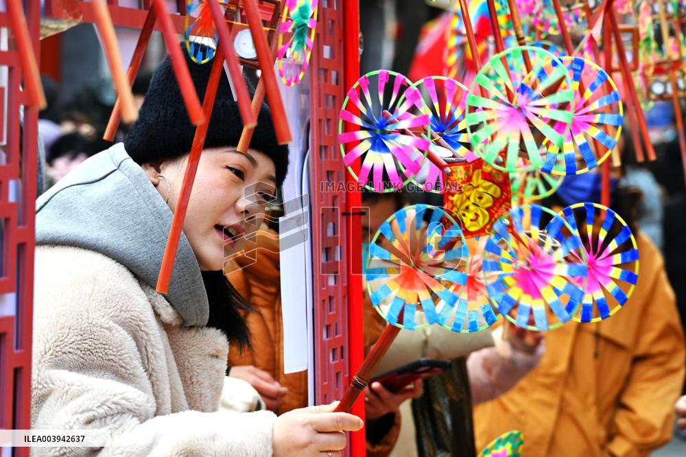 Changdian Temple Fair in Beijing