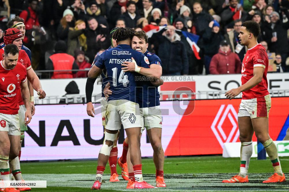 Six Nations - France vs Wales - FA