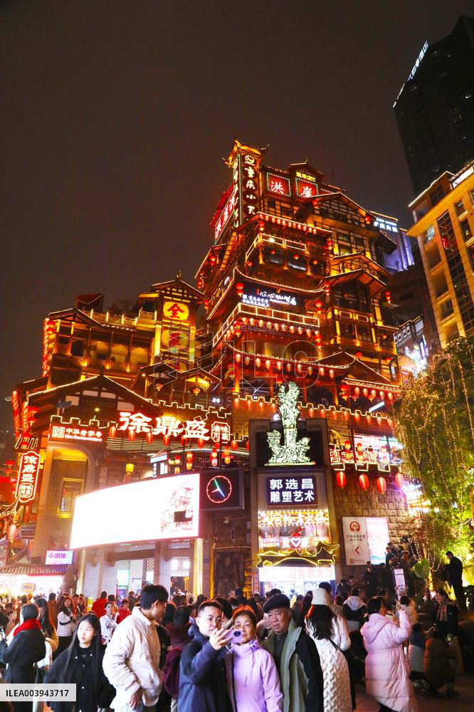 Hongya Cave Tour in Chongqing