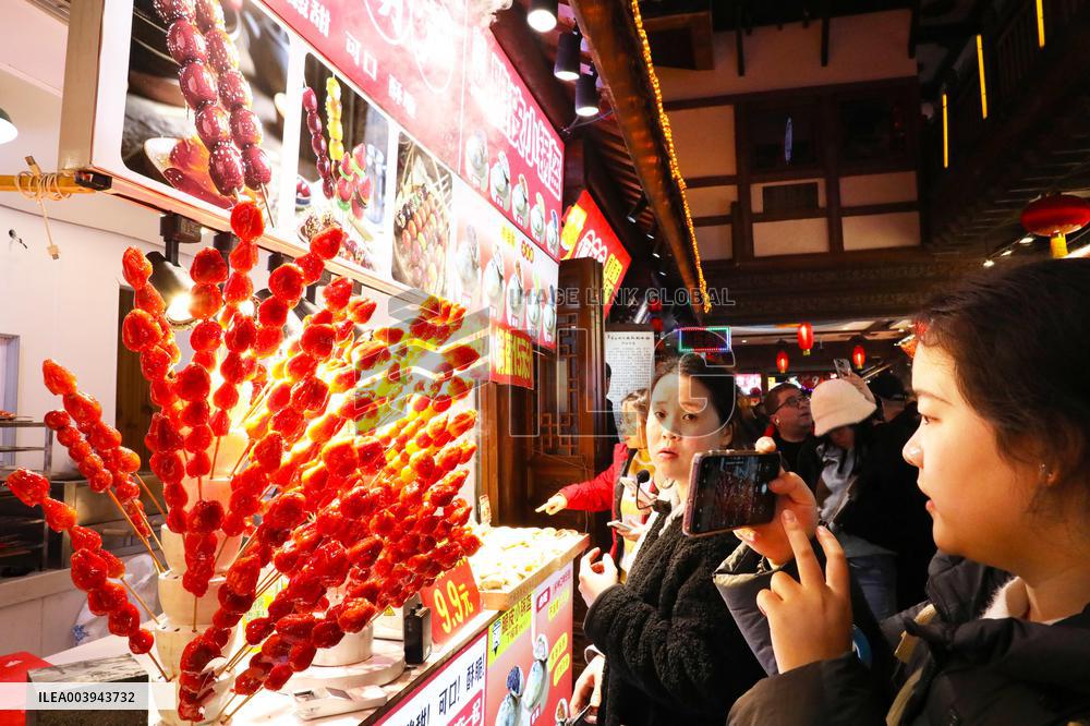 Hongya Cave Tour in Chongqing
