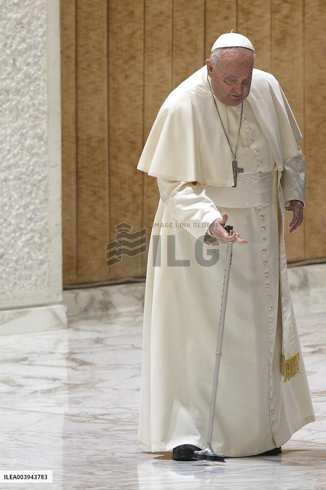 Pope at Jubilee Audience for the pilgrimage of the Sulmona-Valva dioceses
