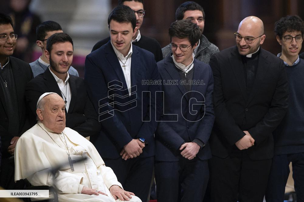 Pope at Jubilee Audience for the pilgrimage of the Sulmona-Valva dioceses