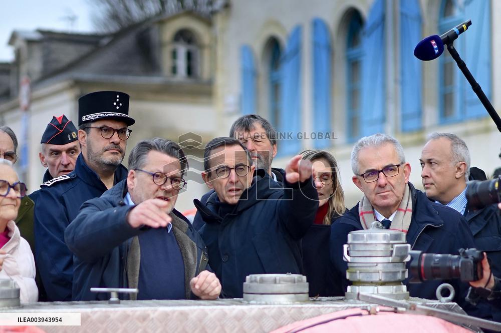 Bruno Retailleau and Agnès Pannier-Runacher visit Redon after floods