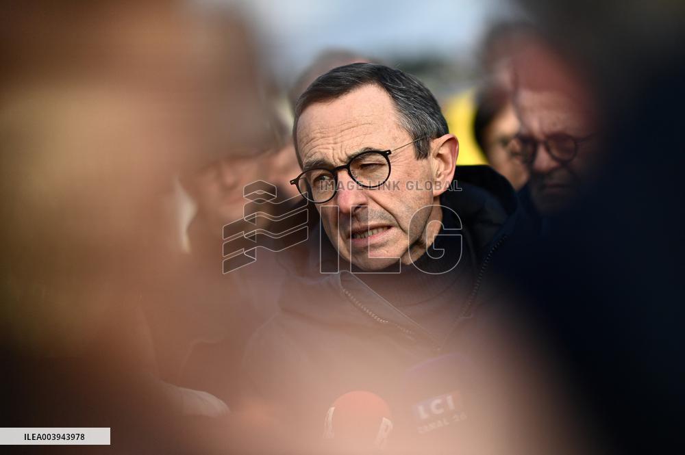 Bruno Retailleau and Agnès Pannier-Runacher visit Redon after floods