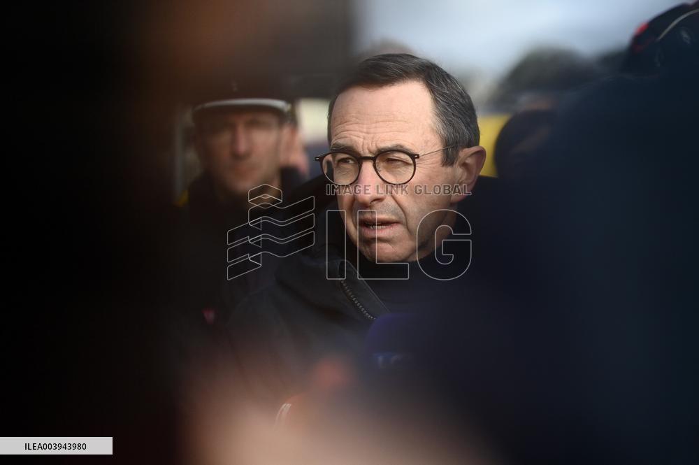 Bruno Retailleau and Agnès Pannier-Runacher visit Redon after floods