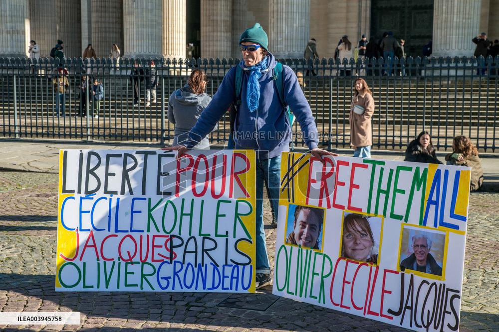 Rally in support of three French Citizen imprisoned in Iran - Paris