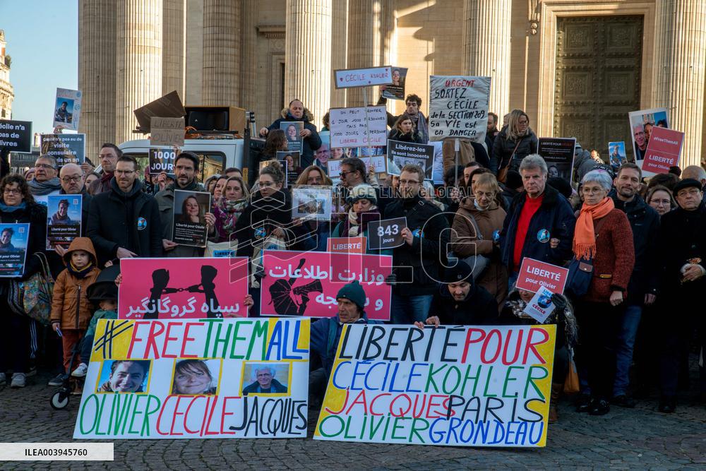 Rally in support of three French Citizen imprisoned in Iran - Paris