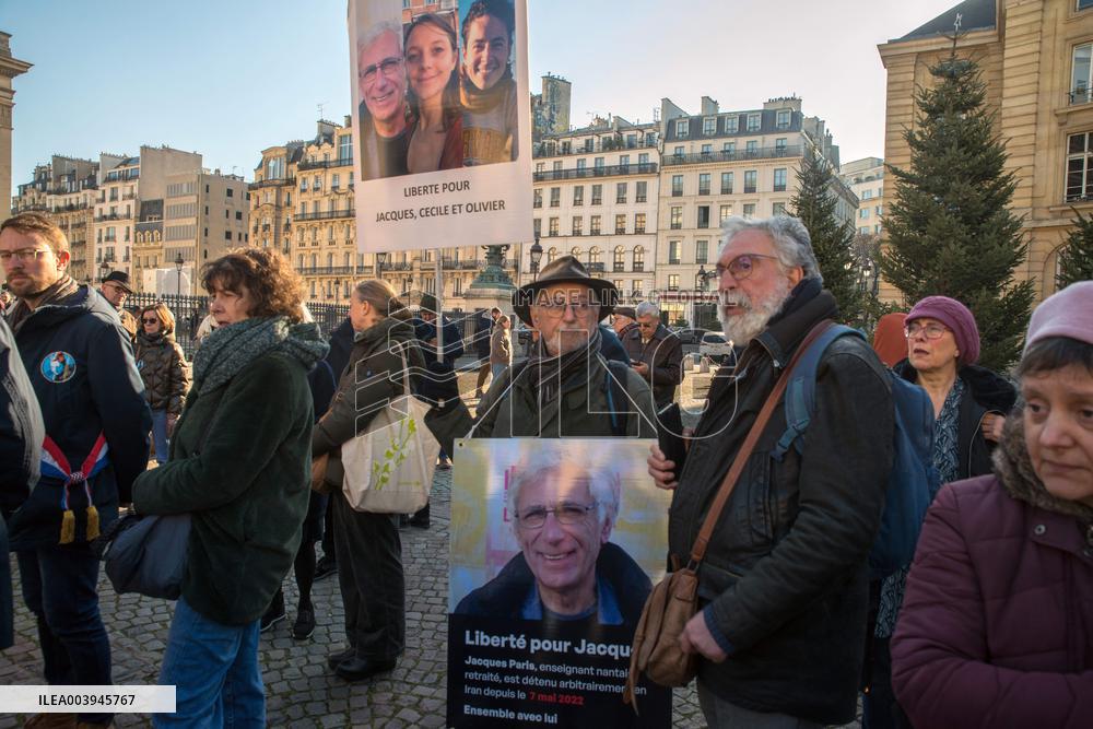 Rally in support of three French Citizen imprisoned in Iran - Paris