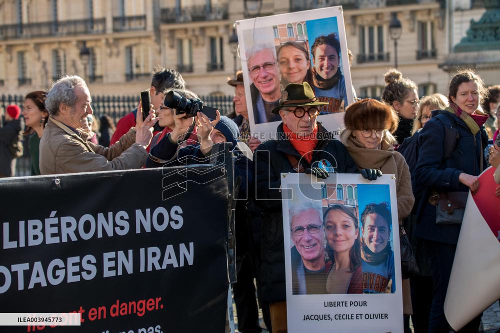 Rally in support of three French Citizen imprisoned in Iran - Paris