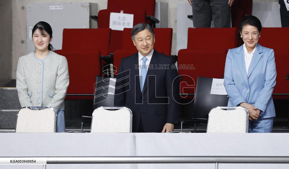Japanese imperial family watches wheelchair basketball match