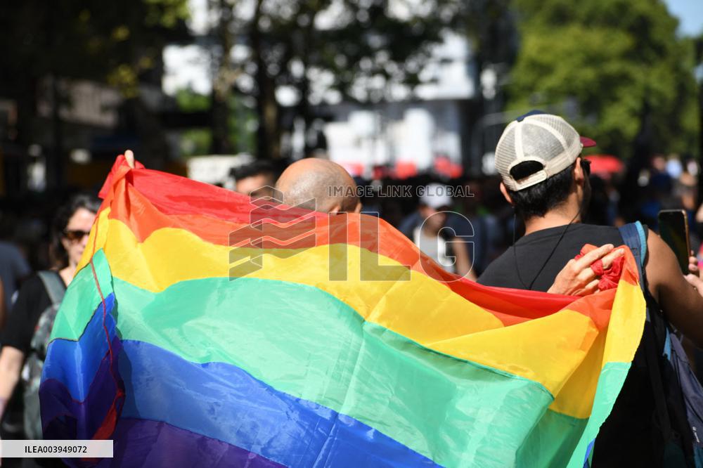 Anti-fascist and Anti-racist Federal Pride March - Buenos Aires