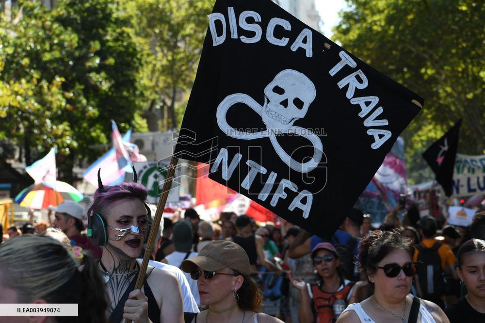 Anti-fascist and Anti-racist Federal Pride March - Buenos Aires