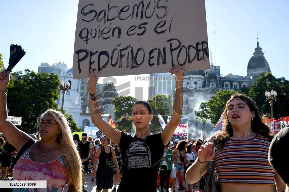 Anti-fascist and Anti-racist Federal Pride March - Buenos Aires