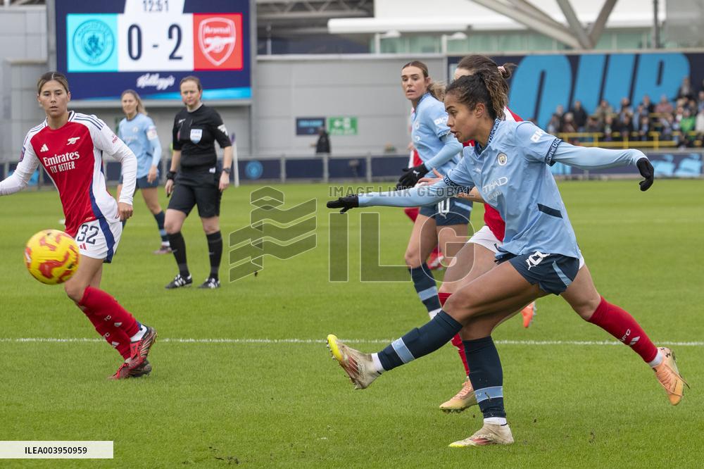 Manchester City FC v Arsenal FC - Barclays Women's Super League