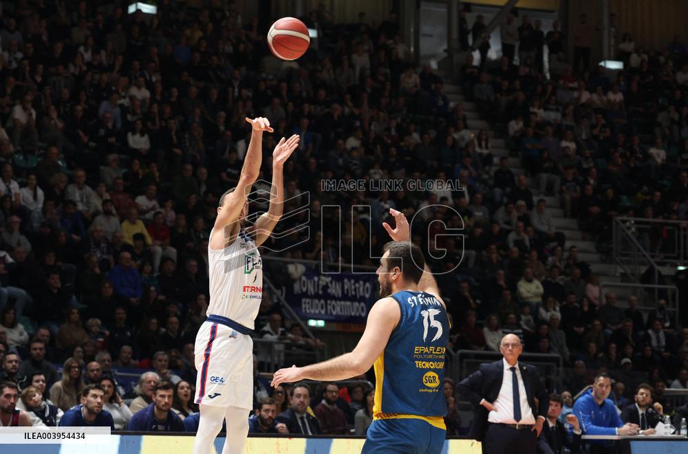 BASKET - Serie A2 - Flats Service Fortitudo Bologna vs Carpegna Prosciutto Basket Pesaro