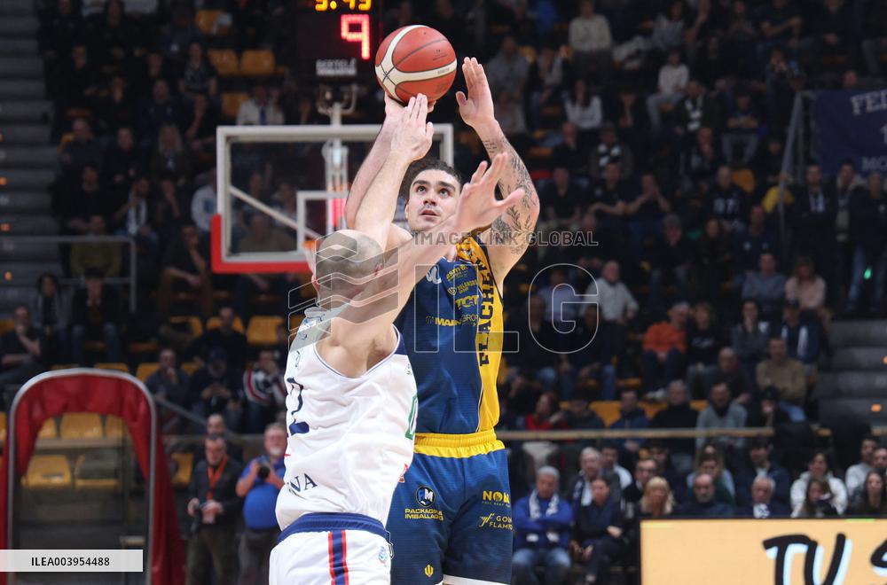 BASKET - Serie A2 - Flats Service Fortitudo Bologna vs Carpegna Prosciutto Basket Pesaro