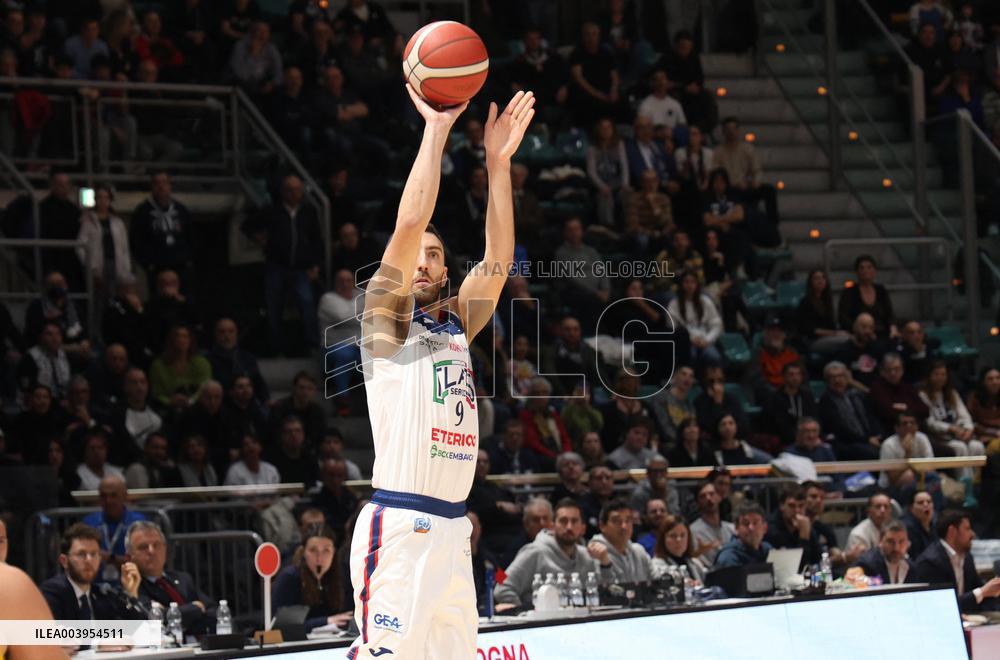 BASKET - Serie A2 - Flats Service Fortitudo Bologna vs Carpegna Prosciutto Basket Pesaro