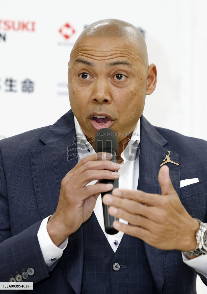 Basketball: Women's national team head coach