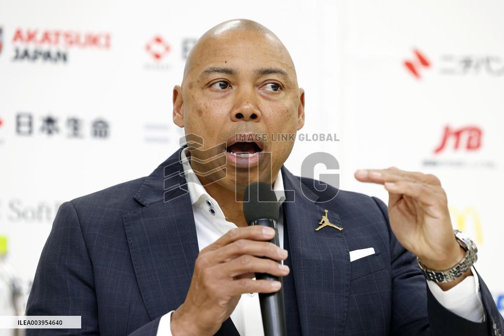 Basketball: Women's national team head coach