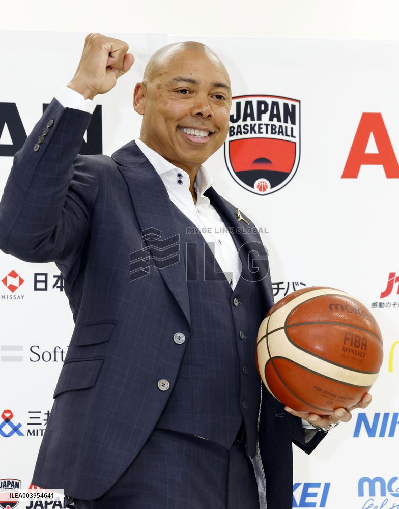 Basketball: Women's national team head coach