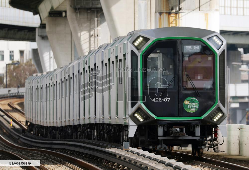 Osaka Metro Chuo Line New Train Series 400