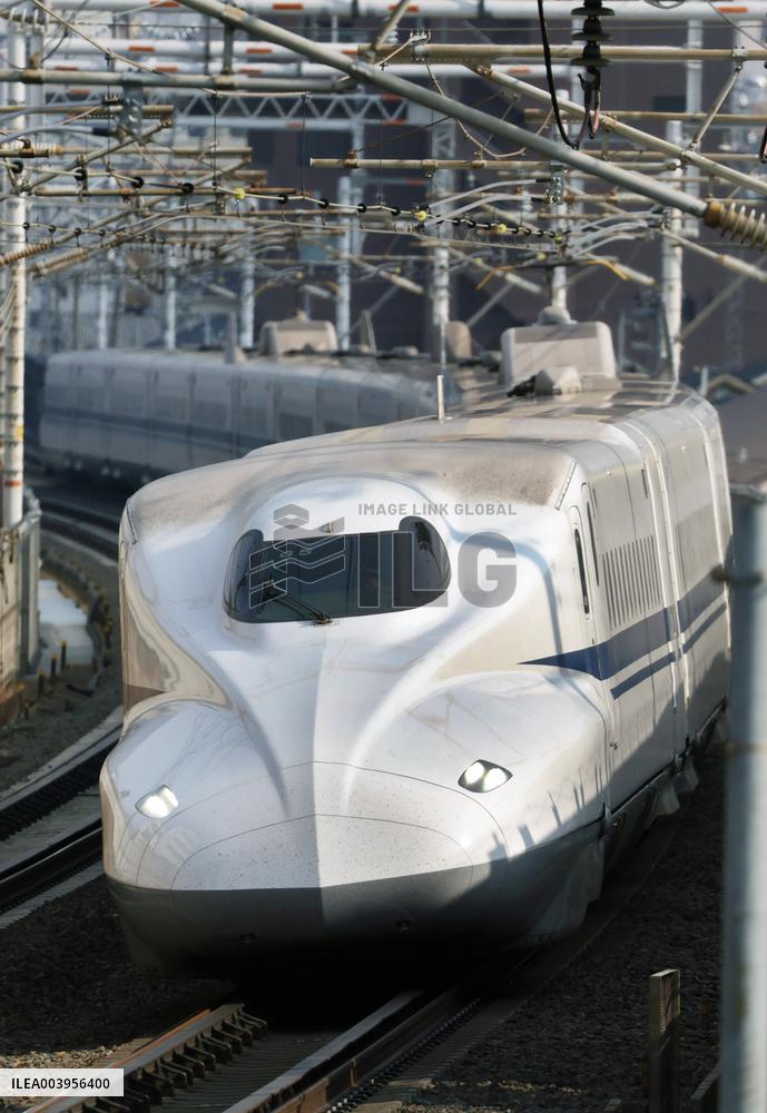 Tokaido Shinkansen Series 700