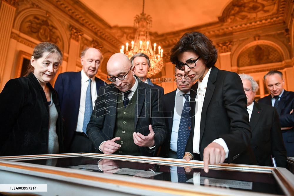 Ceremony of General de Gaulle archives in Paris - FA