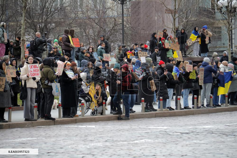 Dont Be Silent! Captivity Kills rally in Kyiv