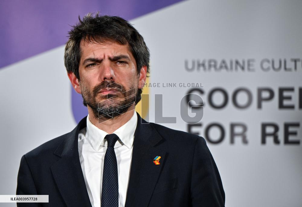 Briefing of Mykola Tochytskyi, Ingrida Veliute and Ernesto Urtasun Domenech in Uzhhorod