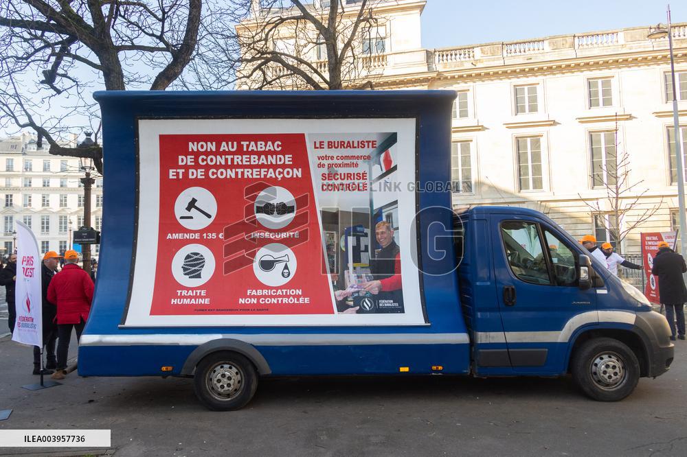 Mobilization Of Tobacconists In Paris