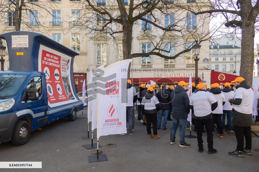 Mobilization Of Tobacconists In Paris